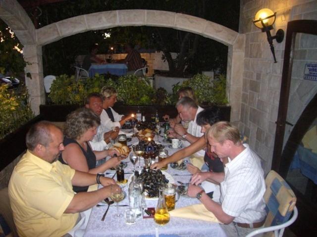 Villa Rosa Makarska Eksteriør billede